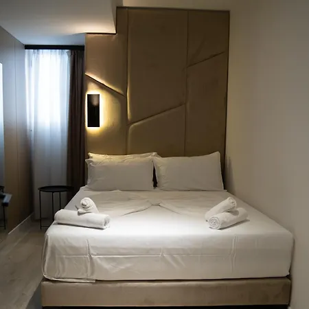 Mefolinkel Suits Hotel *