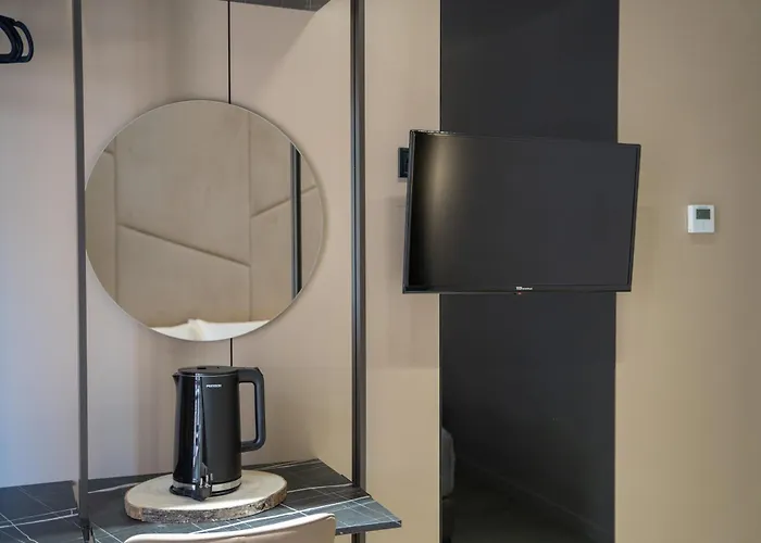 Mefolinkel Suits Hotel *