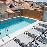 Mefolinkel Suits Λορέτ Ντε Μαρ