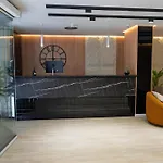 Hotel Mefolinkel Suits *